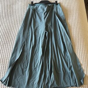 Athleta palazzo styled cropped